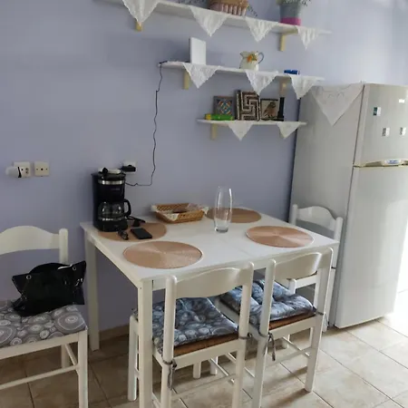 Διαμέρισμα Nona's Καραβόμυλος